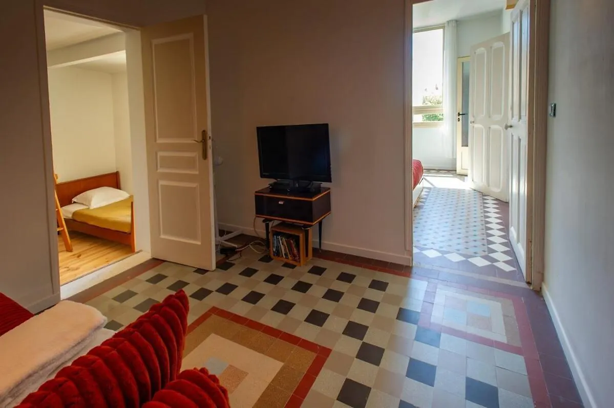Holiday home Maison De Charme 14 Personnes Piscine Avignon