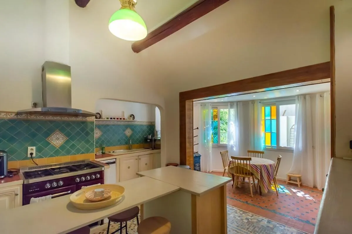 Maison De Charme 14 Personnes Piscine Avignon Holiday home