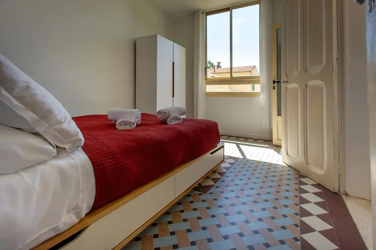 Holiday home Maison De Charme 14 Personnes Piscine Avignon France